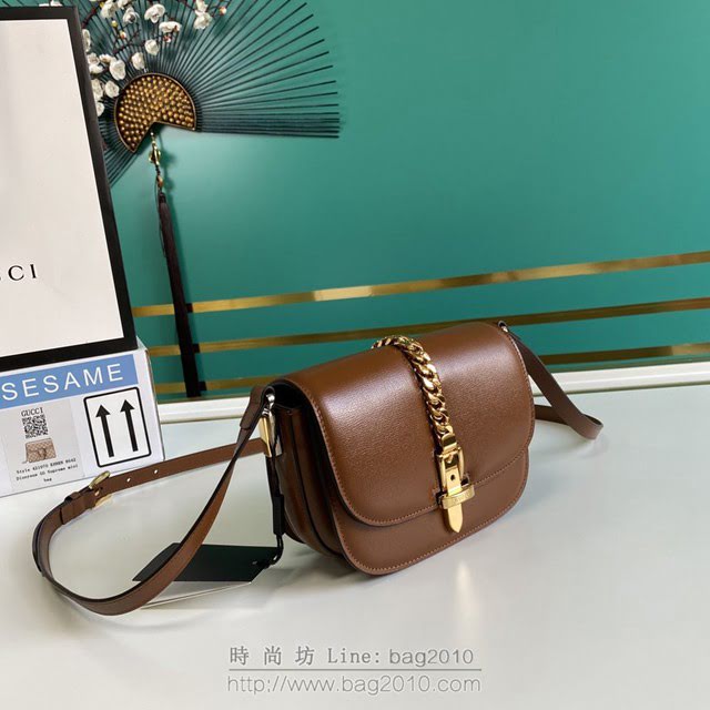 Gucci古馳包包 G家新款女包 款號:615965 Sylvie 1969系列迷你肩背包 古奇棕色織紋皮小斜挎包  gdj1357